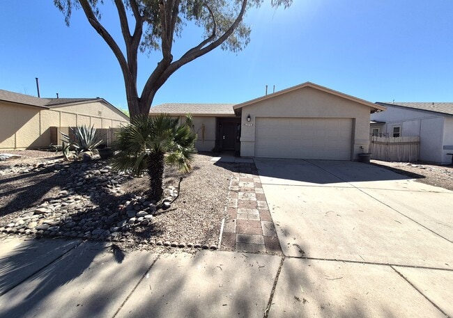 property at 2741 W Firebrook Rd