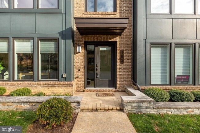 153 Winsome Cir in Bethesda, MD - Building Photo - Building Photo