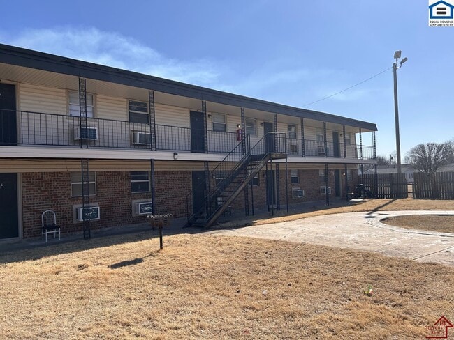 property at 1314 NW Irwin Ave