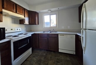 1935 Edwards Dr, Unit D in Sheridan, WY - Building Photo - Building Photo