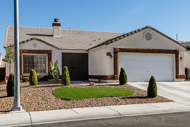 5340 Hadley Ct in North Las Vegas, NV - Building Photo - Building Photo