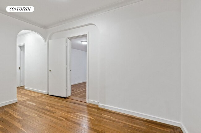 property at 305 W 52nd St