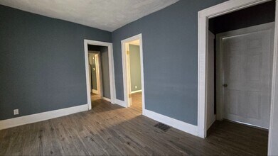 1309 W 110th Pl in Chicago, IL - Foto de edificio - Building Photo