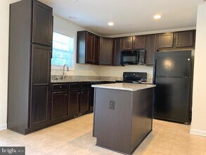 23193 Westwood Ct in Ruther Glen, VA - Building Photo - Building Photo