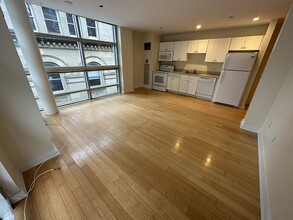 32 Boylston St, Unit 5 in Boston, MA - Building Photo - Building Photo