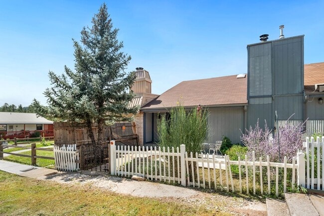 property at 103 Niblic Ct