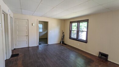 1715 Ray St in Muskegon, MI - Foto de edificio - Building Photo