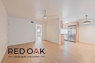 1007 Lincoln Blvd in Santa Monica, CA - Building Photo - Building Photo