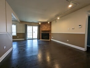 2252 N Baldwin Way in Palatine, IL - Building Photo - Building Photo