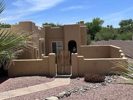 16421 E Ashbrook Dr in Fountain Hills, AZ - Building Photo