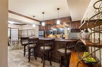 1029 Laurel Grove Ct in Suwanee, GA - Building Photo - Building Photo