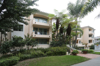 Veteran Terrace in Los Angeles, CA - Foto de edificio - Building Photo