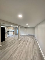 261 Main St, Unit 2 in Hackettstown, NJ - Building Photo