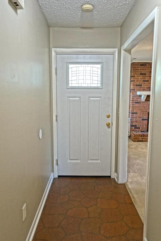 2217 Villaret Dr SW in Huntsville, AL - Building Photo - Building Photo