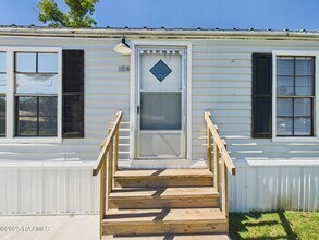 104 St Jude St in Scott, LA - Building Photo - Building Photo