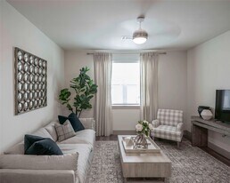 13958 Cottingham Rd in Houston, TX - Building Photo