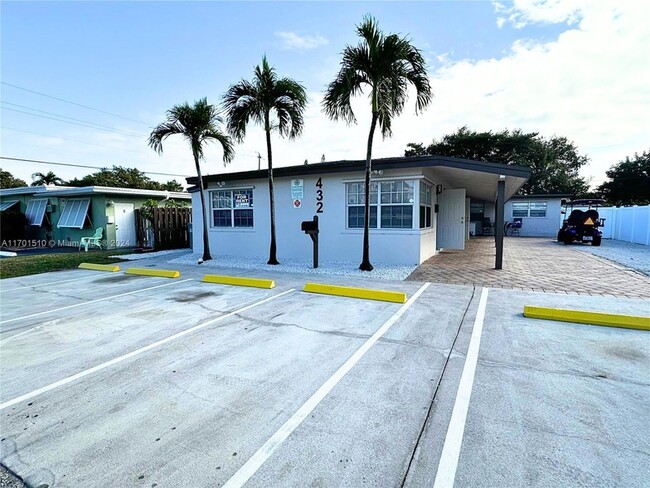 432 NE 22nd Ave, Unit C-06 in Pompano Beach, FL - Building Photo - Building Photo