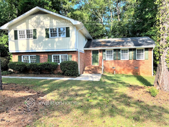 property at 3993 Sugar Valley Dr SE