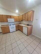 2811 Harrod Ave in Kingman, AZ - Building Photo - Building Photo
