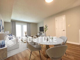 727 S Broad St in Burlington, NC - Building Photo