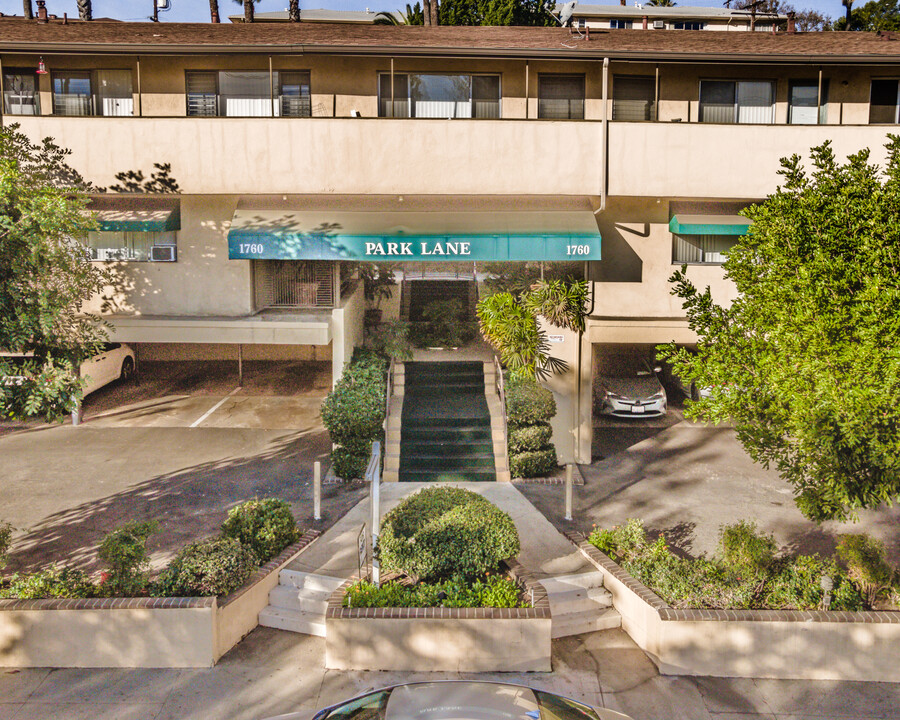 Park Lane in South Pasadena, CA - Building Photo