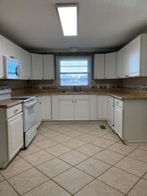 106 Hackett Ct in Florence, AL - Building Photo - Building Photo