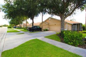 1661 Morning Sun Ln in Naples, FL - Foto de edificio - Building Photo