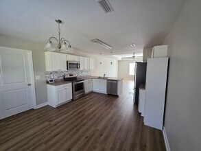 111 Richard St in Daleville, AL - Building Photo - Building Photo