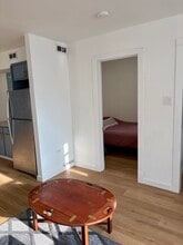 2138 N Keeler Ave, Unit 1 in Chicago, IL - Building Photo - Building Photo