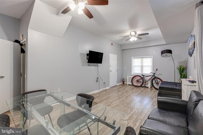 5046 Hazel Ave-Unit -1 in Philadelphia, PA - Building Photo - Building Photo