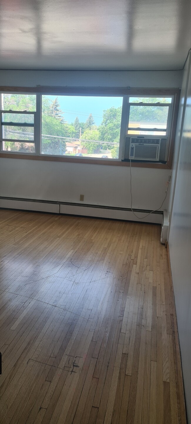 3870 Retallack St in Regina, SK - Building Photo - Building Photo
