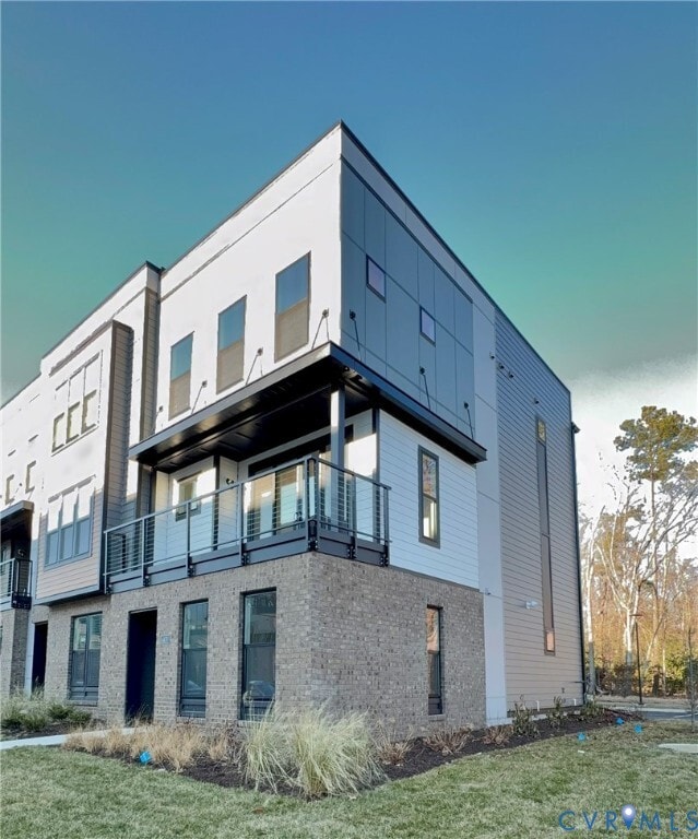 property at 4450 Dominion Frst Cir