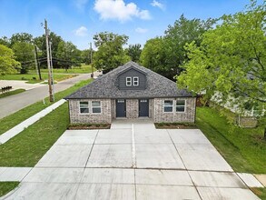 3206 Sayle St in Greenville, TX - Building Photo - Building Photo
