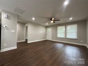 419 S Green St in Statesville, NC - Building Photo - Building Photo