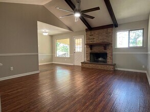 9713 Mountain Quail Rd in Austin, TX - Building Photo - Building Photo