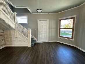 488 Capital Ave NE in Battle Creek, MI - Building Photo - Building Photo