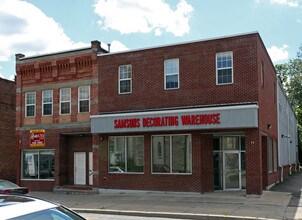 9-15 Elm St in Oneonta, NY - Building Photo - Building Photo