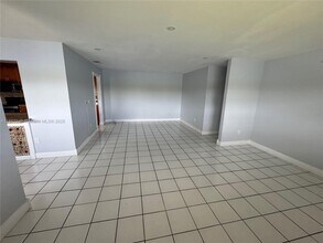 13261 SW 17th Ln in Miami, FL - Building Photo - Building Photo