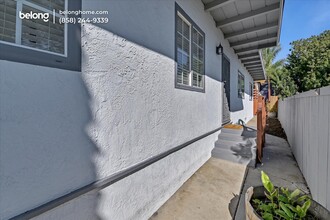 2754 Treat St in San Diego, CA - Building Photo - Building Photo