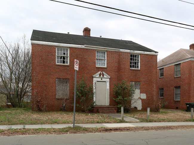 303 W Geer St in Durham, NC - Building Photo - Building Photo