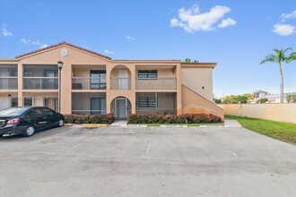 18360 Mediterranean Blvd in Hialeah, FL - Building Photo - Building Photo