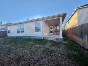 9044 Golden Sunset Trail in Fort Worth, TX - Building Photo - Building Photo