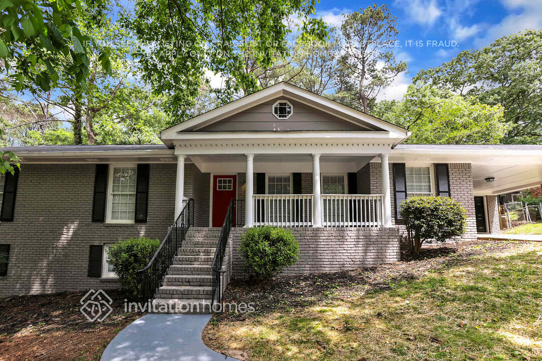 374 Cana Of Galilee Ct in Tucker, GA - Building Photo