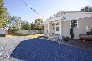 292 Archie Rd in West End, NC - Building Photo - Building Photo