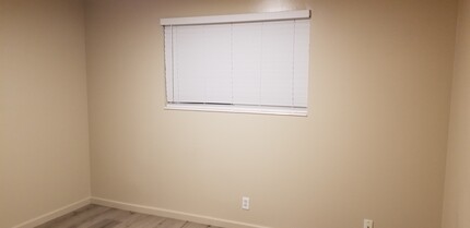 3070 Eccles Ave, Unit 8 in Ogden, UT - Building Photo - Building Photo