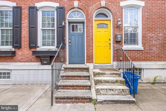 2008 Carpenter St in Philadelphia, PA - Building Photo - Building Photo
