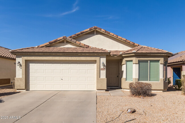 3176 W Allens Peak Dr in San Tan Valley, AZ - Building Photo - Building Photo