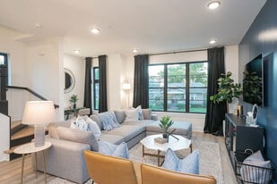 402 Cleveland St in Nashville, TN - Building Photo