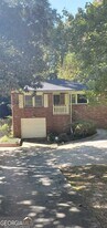 2828 Engle Rd NW in Atlanta, GA - Building Photo