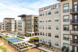 Alexan Montview Plaza in Aurora, CO - Building Photo - Building Photo